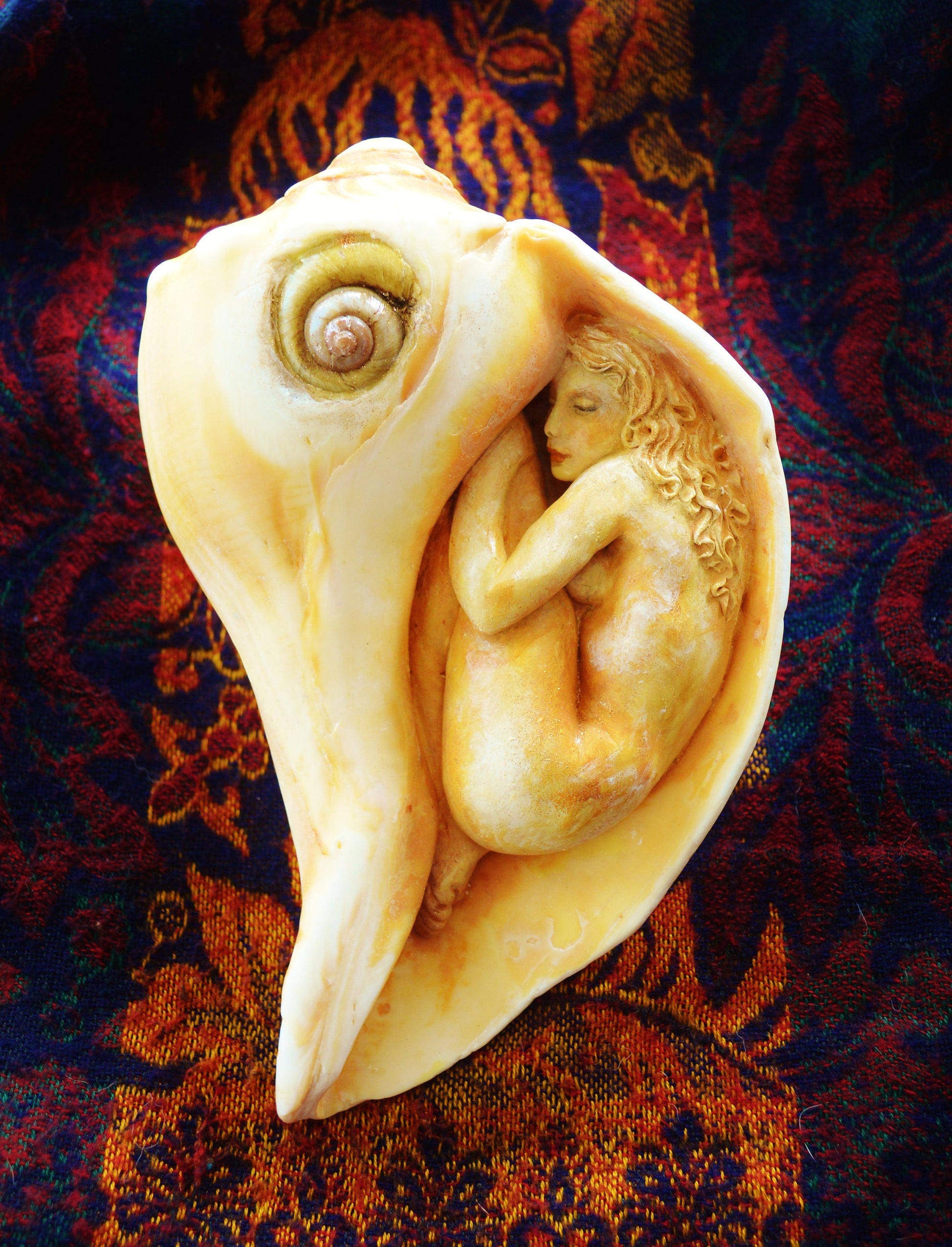 Mermaid Dreams, Shell & Starfish Sculpture